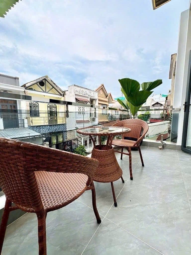 NHÀ HẺM XE HƠI HUỲNH TẤN PHÁT, NHÀ BÈ – NHÀ FULL NỘI THẤT – 6,79 TỶ