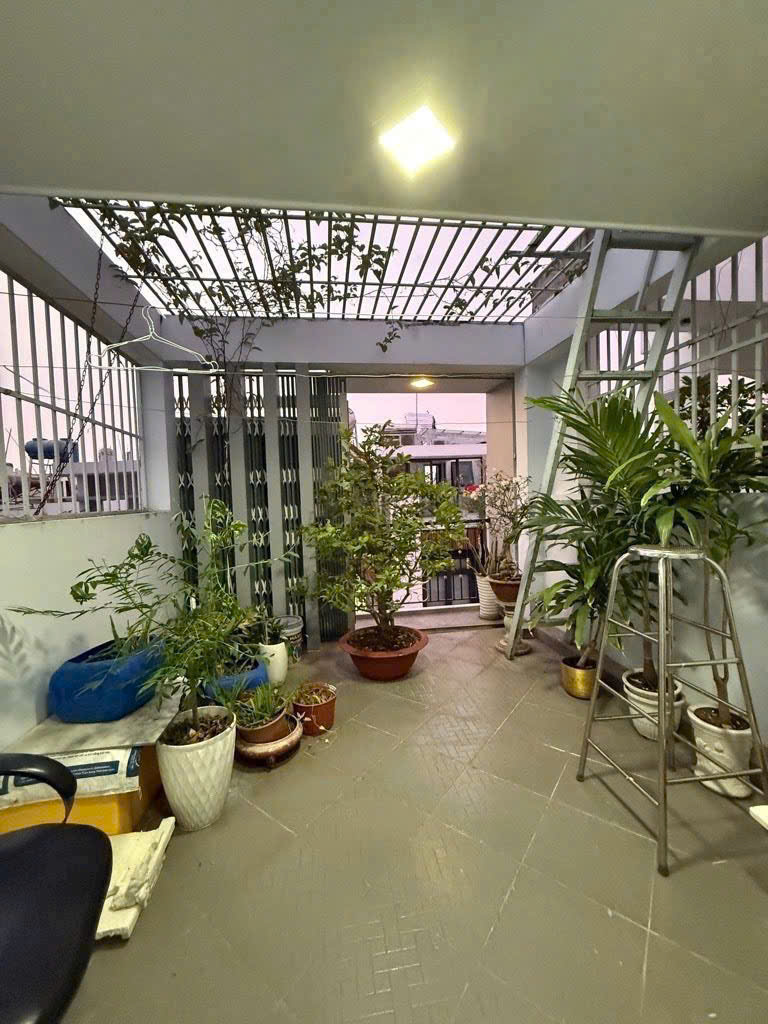 NHÀ HUỲNH TẤN PHÁT, P. PHÚ THUẬN, QUẬN 7 - HẺM XE HƠI - KẾ PHÚ MỸ HƯNG - 7 TỶ (TL)