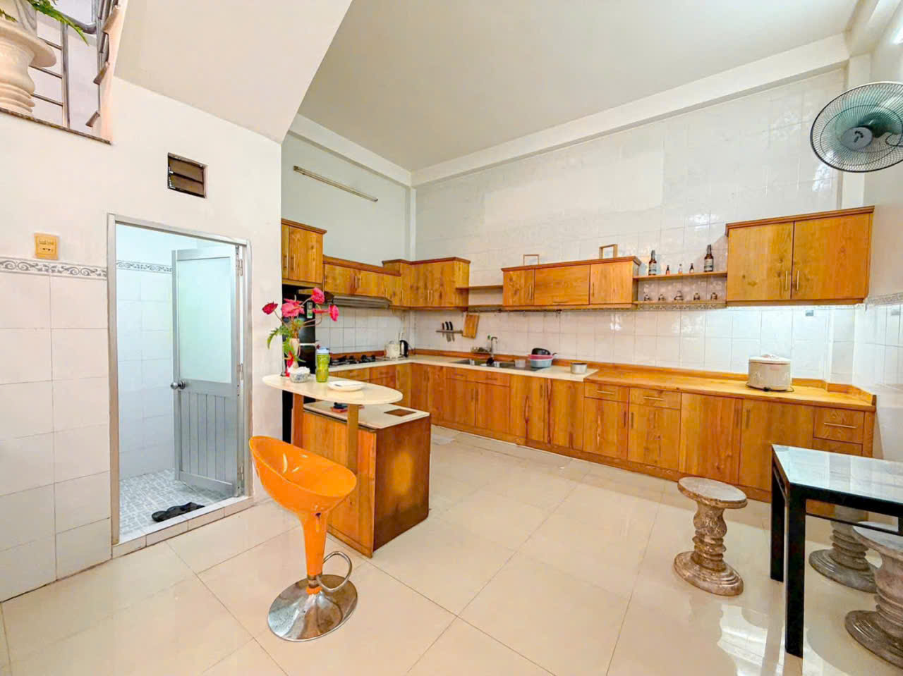 NHÀ HẺM XE HƠI ĐƯỜNG GÒ Ô MÔI, QUẬN 7 - HẺM THÔNG - CẠNH PHÚ MỸ HƯNG - 8,6 TỶ