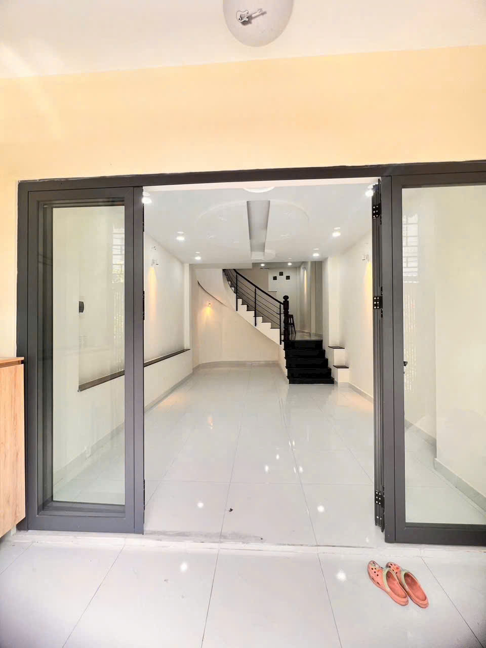 🔥 NHÀ MẶT TIỀN ĐƯỜNG SỐ LÝ PHỤC MAN, QUẬN 7 - 10,5 TỶ 🔥