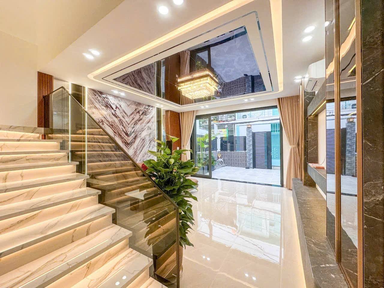 NHÀ PHỐ XÂY DỰNG TÂM HUYẾT - 1716 HUỲNH TẤN PHÁT, NHÀ BÈ - 6,2 TỶ