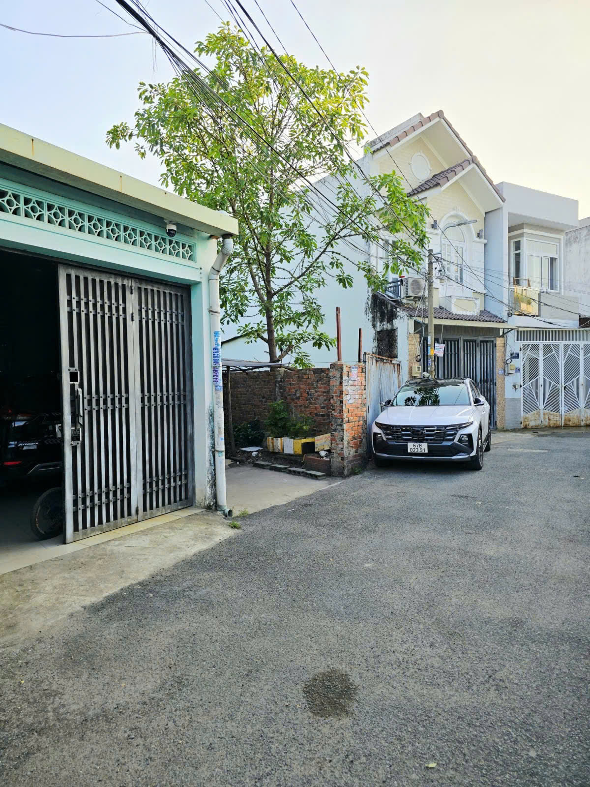 BÁN NHÀ PHÚ HỮU QUẬN 9 - 97M2 ĐƯỜNG Ô TÔ TRÁNH - SÁT CHUNG CƯ RICCA VÀ CAO TỐC - THIÊN PHÚ