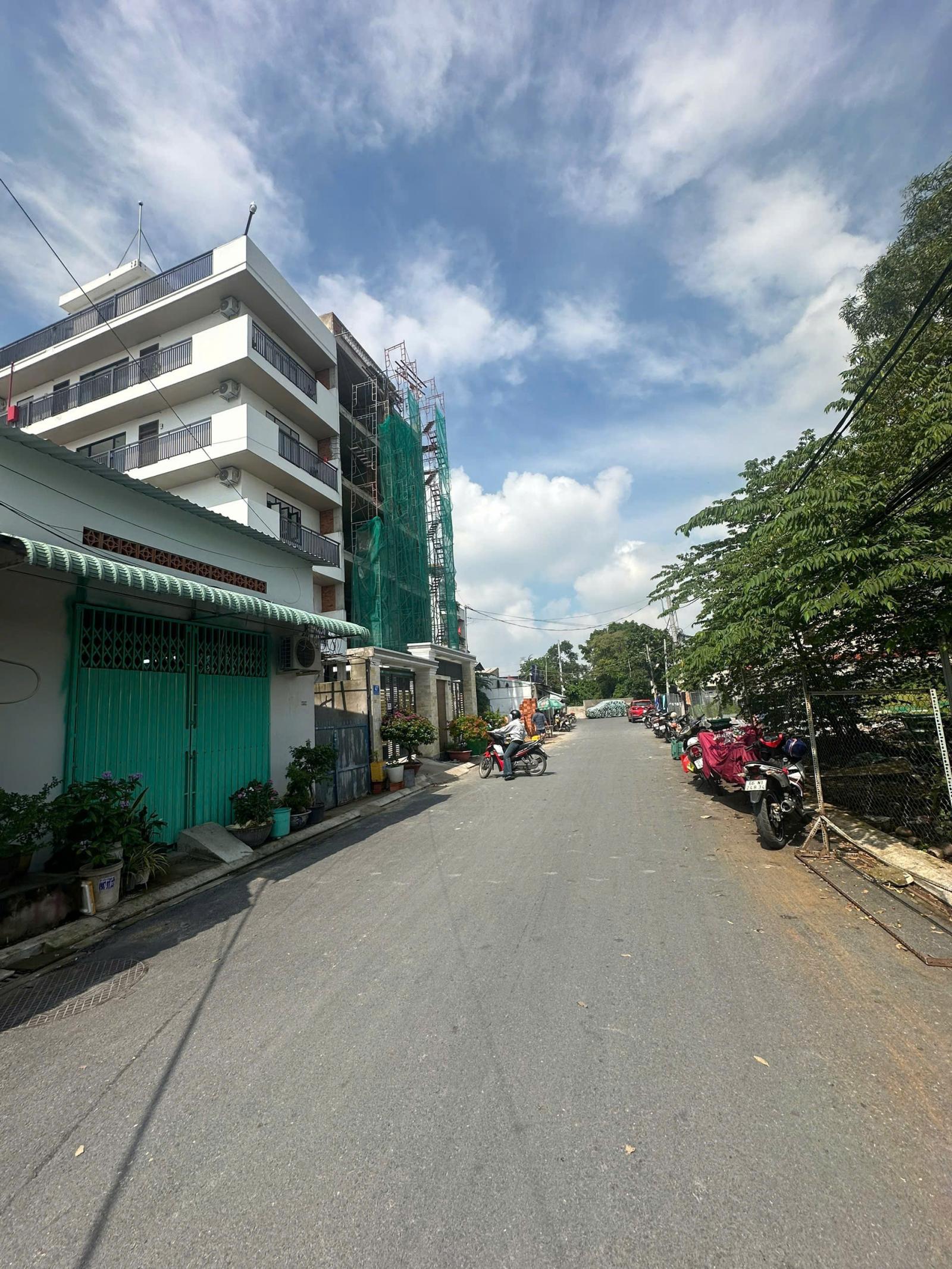 BÁN CĂN NHÀ GÓC 2 MẶT TIỀN ĐƯỜNG SỐ 11, QUÓC LỘ 13 (CŨ), HIỆP BÌNH PHƯỚC - THỦ ĐỨC