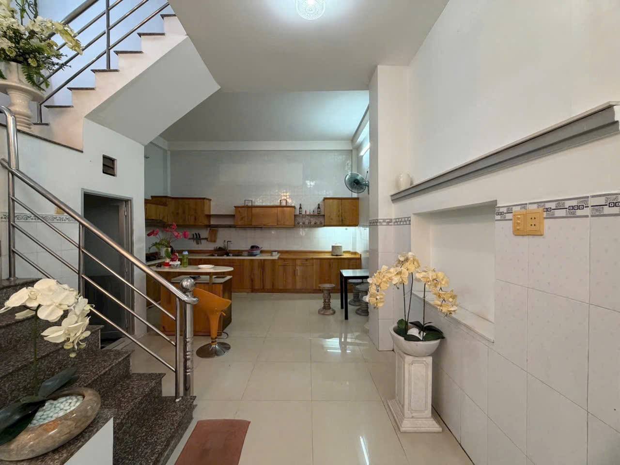 BÁN NHÀ HẺM XE HƠI ĐƯỜNG GÒ Ô MÔI, QUẬN 7 - HẺM THÔNG - CẠNH PHÚ MỸ HƯNG - 8,6 TỶ