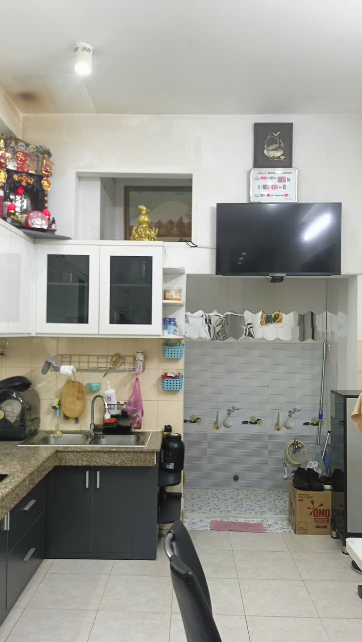 Mặt tiền Xóm Chiếu - Quận 4 - 78m2 - 3 tầng - 18.5 tỷ