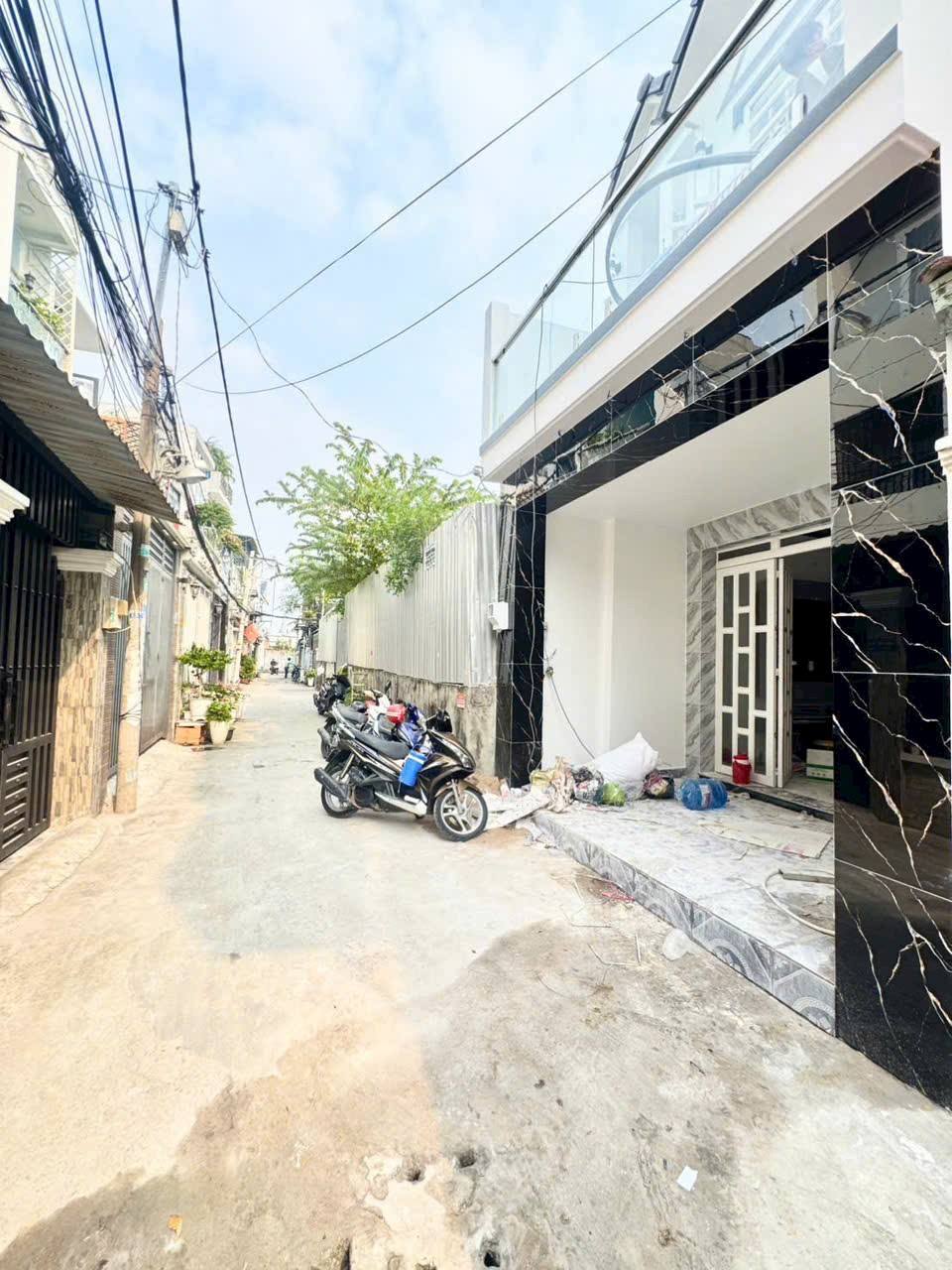 NHÀ ĐANG HOÀN THIỆN, TT NHÀ BÈ - SỔ HỒNG RIÊNG - ĐƯỜNG XE HƠI - 5,29 TỶ (TL)