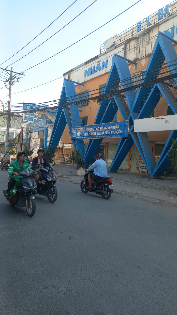 BÁN QUỸ ĐẤT GIÁO DỤC 5.000M2 QUẬN 12 – ĐANG VẬN HÀNH – THU NHẬP KHỦNG