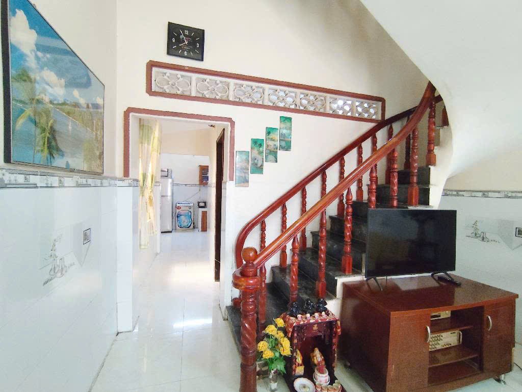 Hẻm Xe Tải Thông - Xe Hơi Vào Nhà ~ 70m2 Ngang 5m Chỉ 8.9Tỷ - Tại PHAN HUY ÍCH, Tân Bình