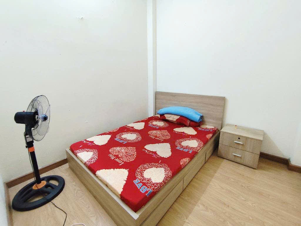 Hẻm Xe Tải Thông - Xe Hơi Vào Nhà ~ 70m2 Ngang 5m Chỉ 8.9Tỷ - Tại PHAN HUY ÍCH, Tân Bình