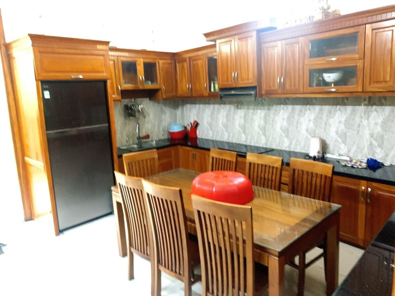 Bán nhà đường 176, Phước Long A, Q9, Thủ Đức, TP HCM. DT 94m2, 5 tầng, SH. Giá 11.9 tỷ