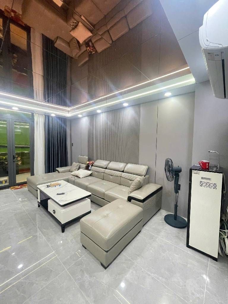 Nhà đẹp Hẻm 8m - 6 tầng Có Thang Máy ~ 72m2 Chỉ 13.9Tỷ - Tại TRẦN THÁI TÔNG, Tân Bình