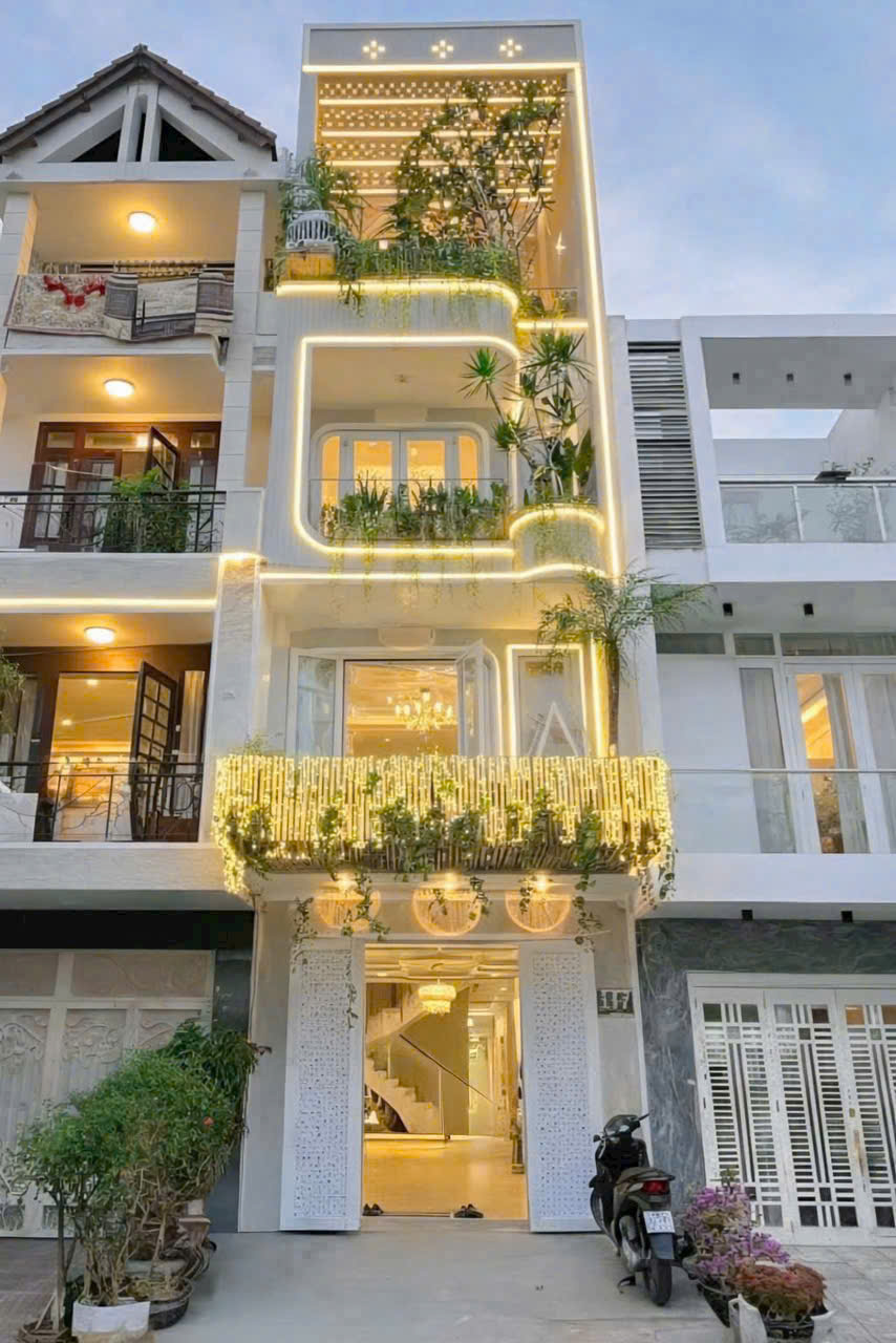 NHÀ PHỐ HIỆN ĐẠI - KDC NAM LONG, PHÚ THUẬN, QUẬN 7 - CÓ THANG MÁY - LIỀN KỀ PHÚ MỸ HƯNG - 22,5 TỶ