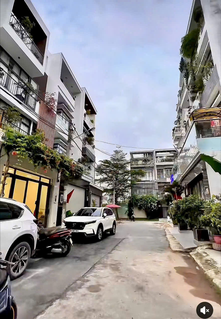 NHÀ PHỐ CAO CẤP ĐÀO TÔNG NGUYÊN, NHÀ BÈ - 9,9 TỶ