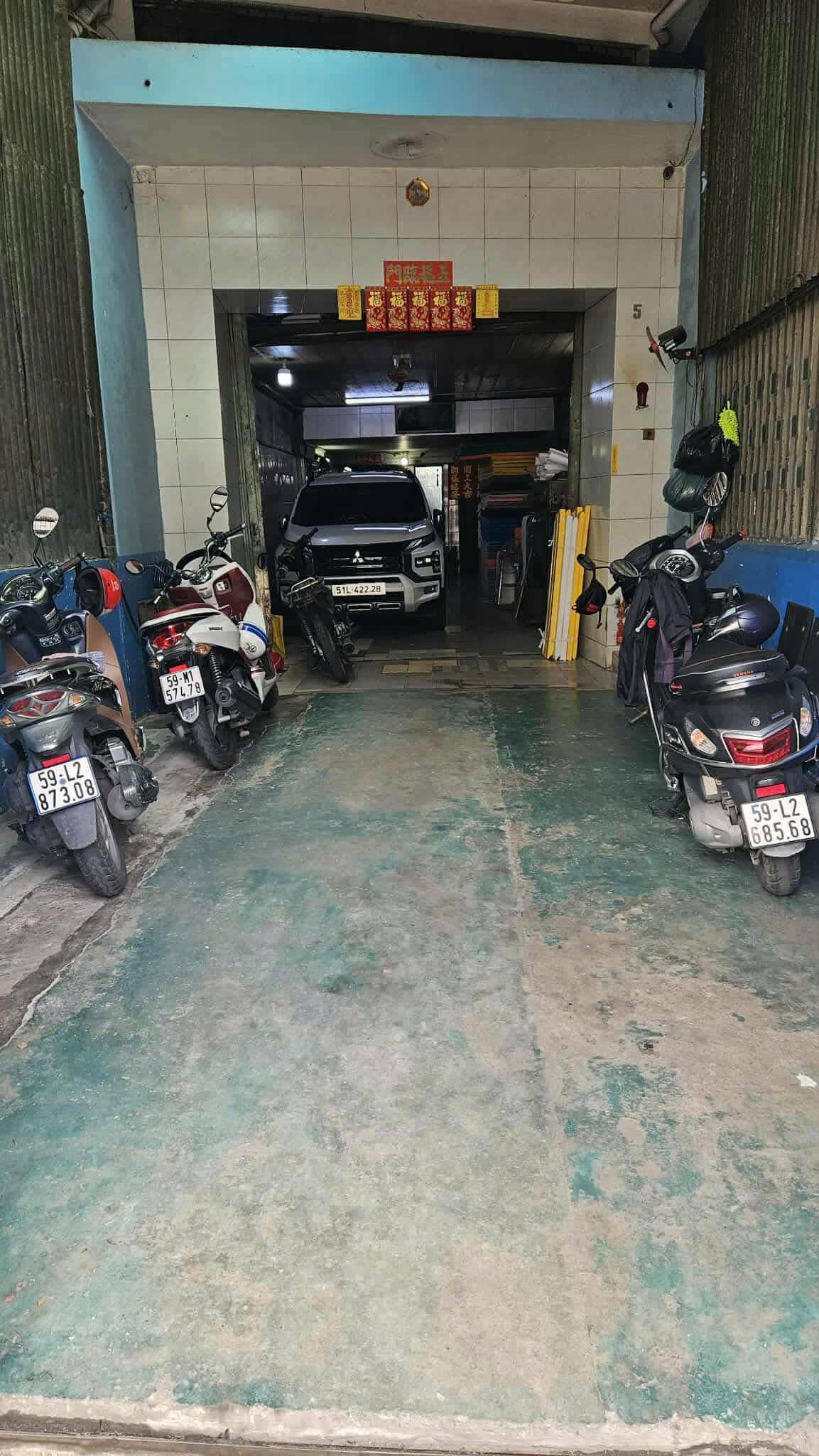 $21TỶ HƠN SIÊU GIÁ-CHÀO THẤP HƠN BANK ĐỊNH GIÁ 105m-Mặt Tiền 6Tầng Ngay 3/2-Lê Đại Hành