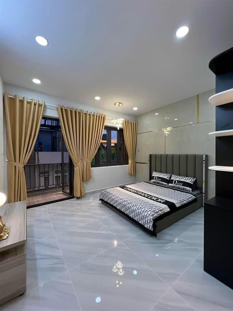 Nhà Đẹp Mới Xây Full Nội Thất - 5 Tầng ~ 40m2 Chỉ 6.3Tỷ - Tại TRẦN THỊ TRỌNG ( CỐNG LỠ), Tân Bình