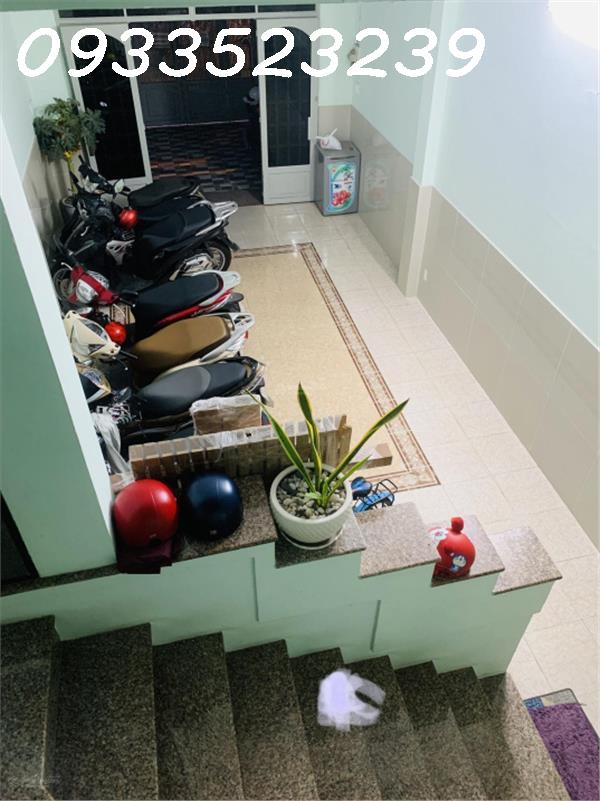 Bán Nhà Dương Quảng Hàm, P.5, GV - Phía sau Vincom Phan Văn Trị. DT: 4m x 20m trệt 3 lầu, giá 9,8
