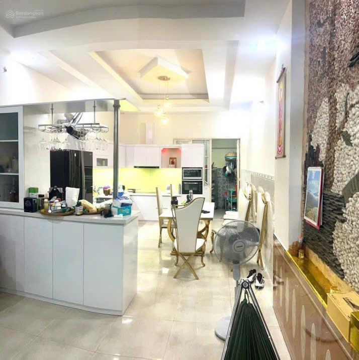 Giảm sốc còn 8,1 tỷ nhà hẻm 8m xe tải quang trung, gò vấp (áp dụng đến 15/3)