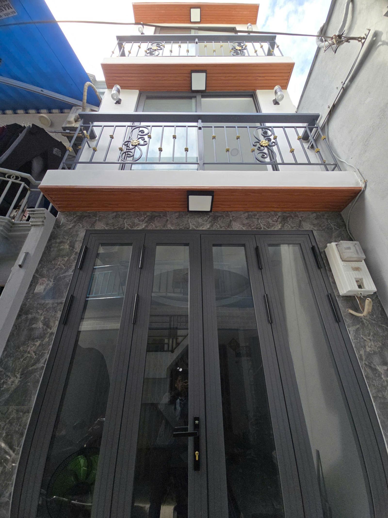 GIÁP CHỢ BÌNH LONG DTSD 50M2 3 TẦNG SHR CHỈ 2.65 TỶ
