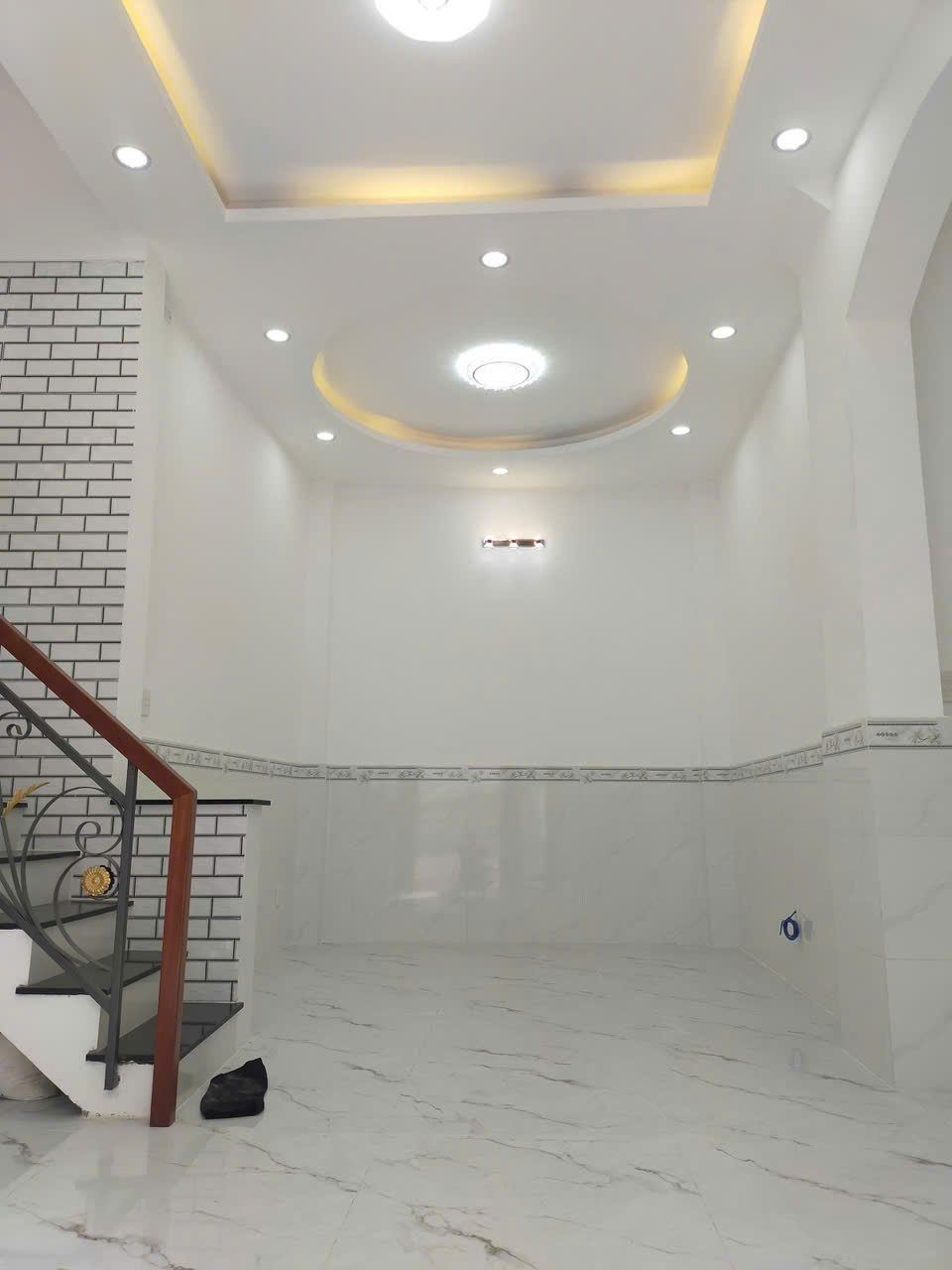 Bán nhà mới HXH Cách 5m mặt tiền đường Liên Tĩnh 5
3 lầu , ngang 8,7 chỉ 6,48 tỷ