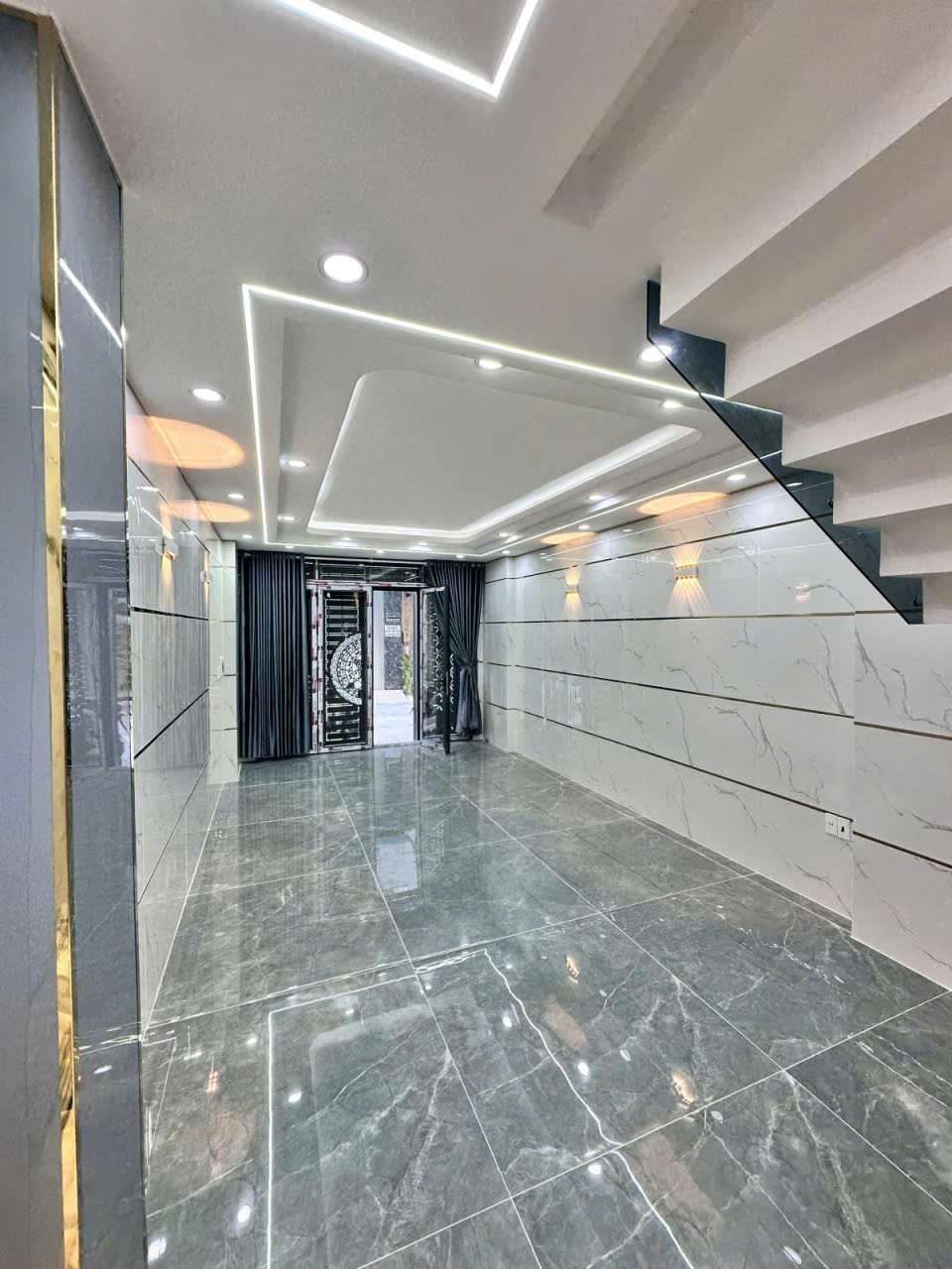 Siêu Phẩm khu phân lô hẻm 7m ô tô ngủ nhà gần chợ Bình Thành 60m2 -5 Tầng -Giá 6 tỷ 7