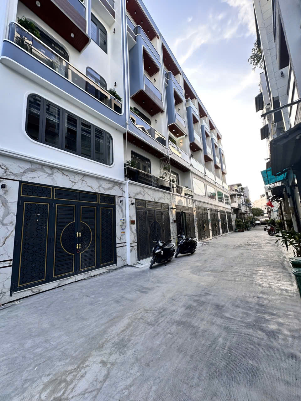 Siêu Phẩm khu phân lô hẻm 7m ô tô ngủ nhà gần chợ Bình Thành 60m2 -5 Tầng -Giá 6 tỷ 7