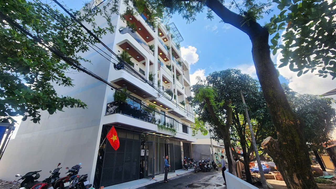 🔥 DÃY NHÀ PHỐ CAO CẤP 5 TẦNG – 1/ HÀ HUY GIÁP | ĐƯỜNG THÔNG 7M 🔥
