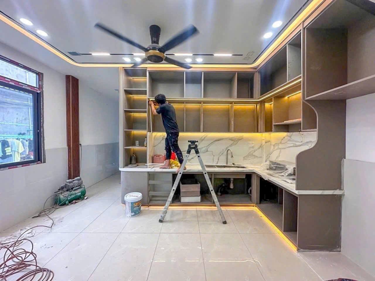 SIÊU PHẨM ĐÃ HOÀN THIỆN - BÁN NHÀ GÓC 2 MẶT TIỀN HẺM 1716 HUỲNH TẤN PHÁT - 6,2 TỶ