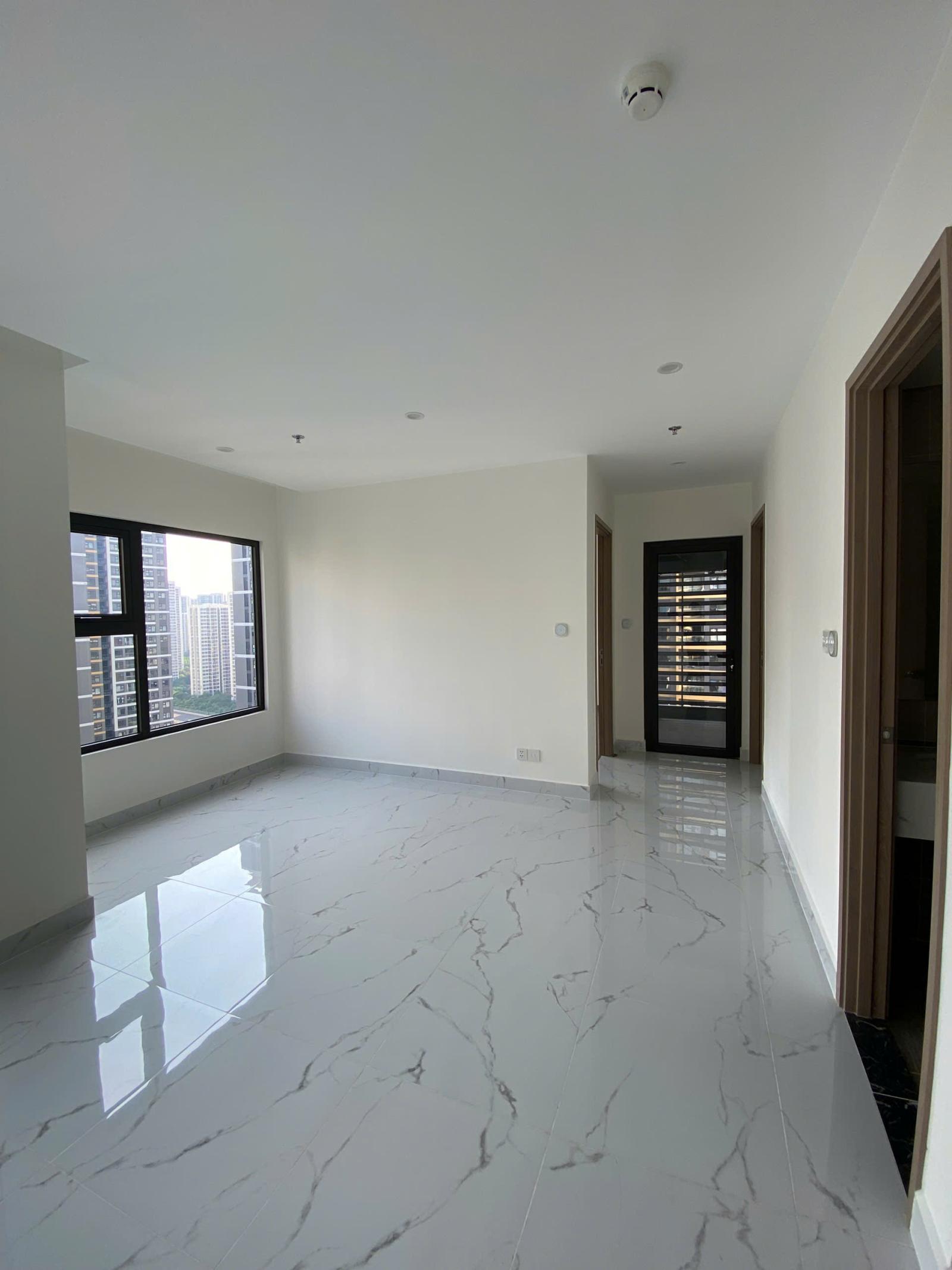 CẮT LỖ HƠN 500 TRIỆU – VIEW HỒ BƠI CỰC ĐẸP – TẦNG CAO THOÁNG MÁT
