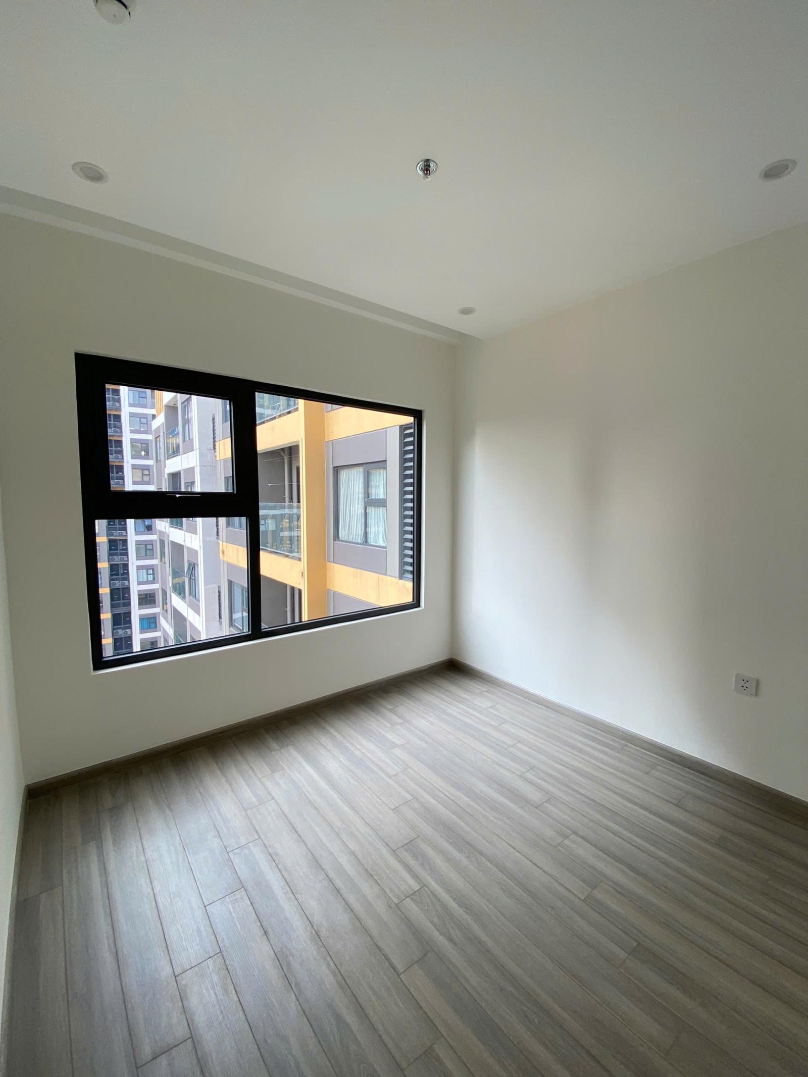 CẮT LỖ HƠN 500 TRIỆU – VIEW HỒ BƠI CỰC ĐẸP – TẦNG CAO THOÁNG MÁT