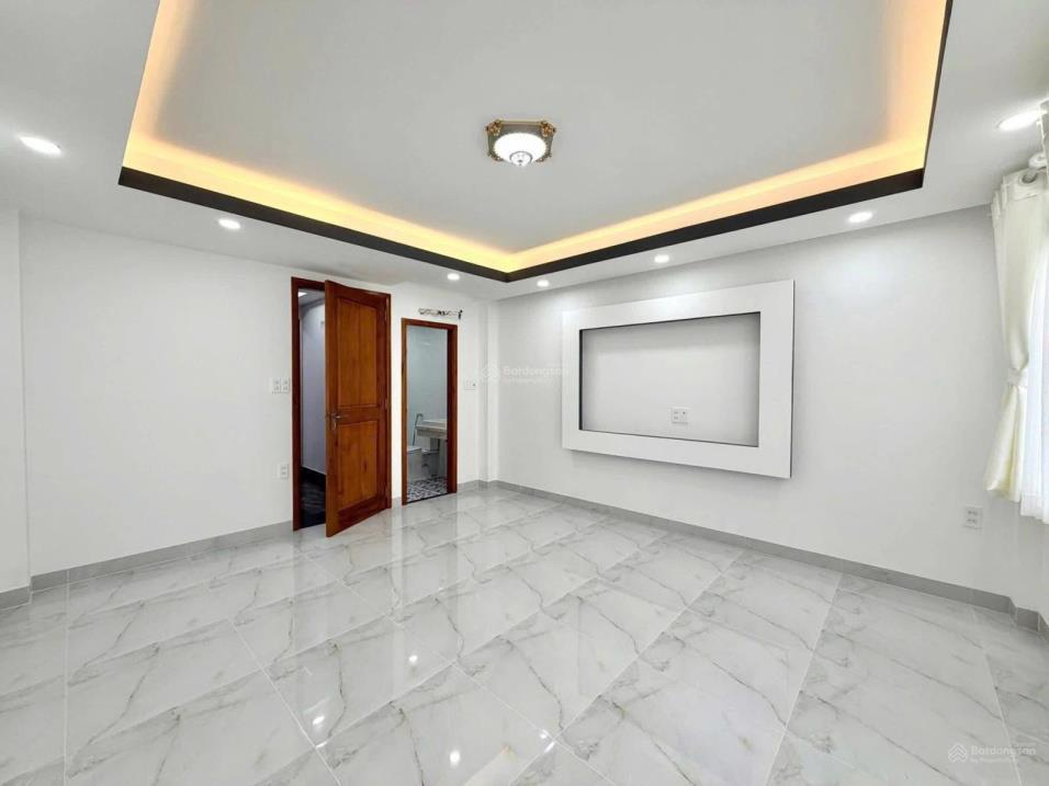 Cực Hiếm HXH Hoàn Thiện Thô Phù Hợp CHDV 14,9 tỷ, 111m2 tại Quang Trung, Gò Vấp