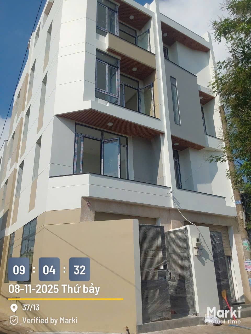 BÁN 3 CĂN NHÀ PHỐ 5 TẦNG MỚI XÂY– HẺM XE HƠI ĐƯỜNG 41, LINH ĐÔNG, THÀNH PHỐ THỦ ĐỨC