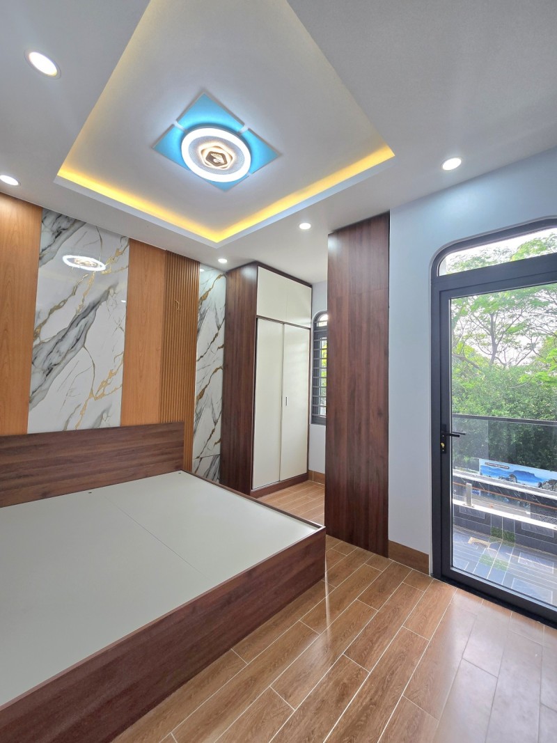 Bán nhà  Tỉnh lộ 43, Tam Bình, Thủ Đức, TP HCM. DT 70m2, 4PN, SH, 6.1 tỷ - 0933125879
