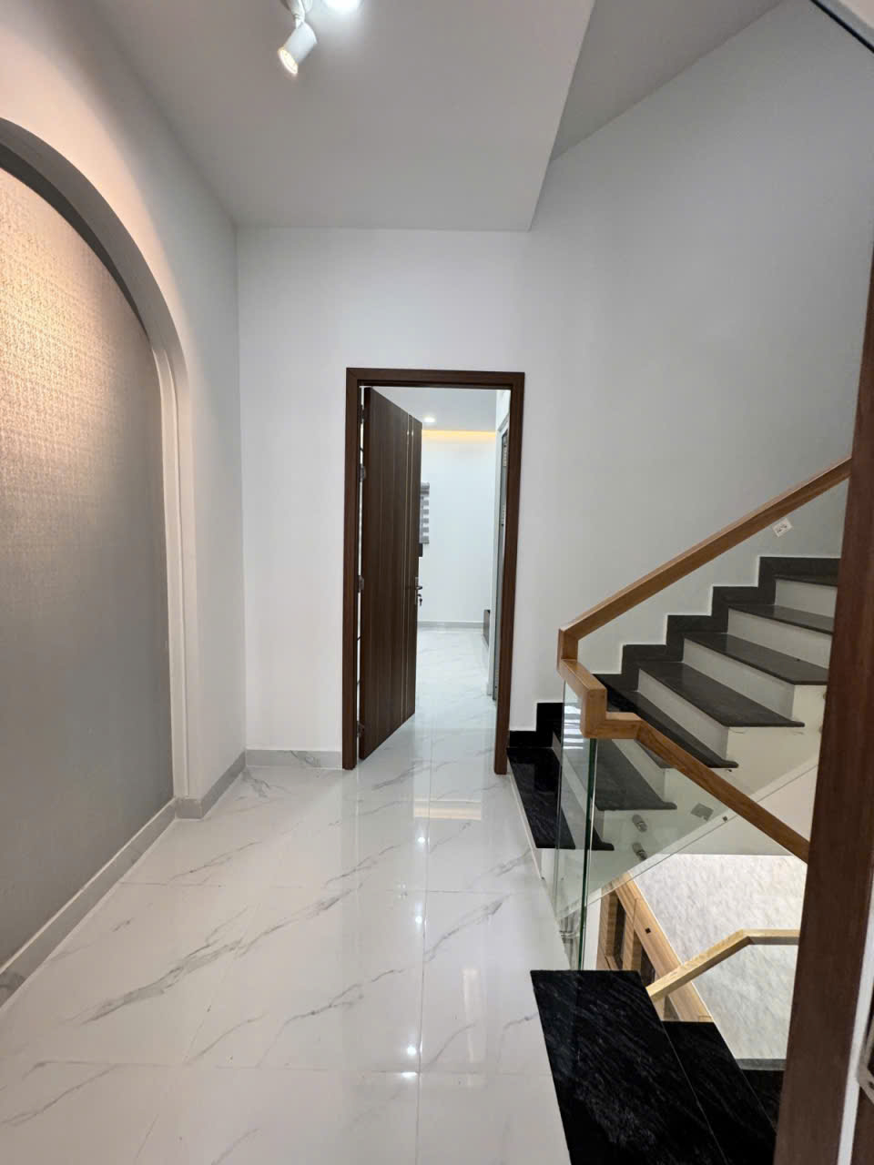 Siêu phẩm liên khu 4-5 ngay chợ Bình Thành giáp Tân Phú hẻm 8m 52m2,4Tầng Nhỉnh 6 tỷ