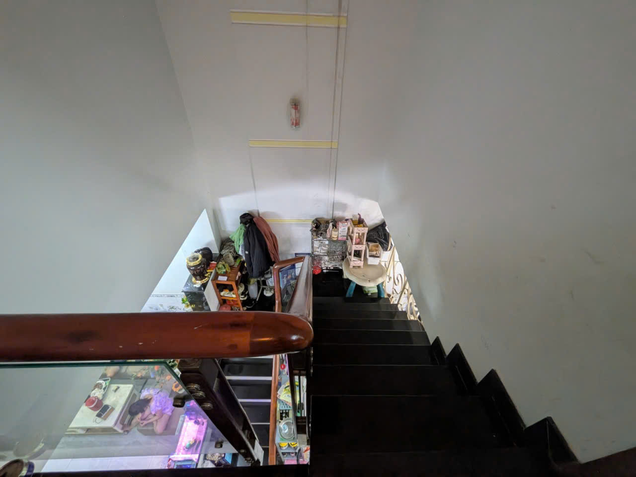 Quá rẻ nhà Đ số 6 gần trường Hoàng Văn Thụ-48m2 -2 Tầng -hẻm 6m thông KD-Giá 4 tỷ5