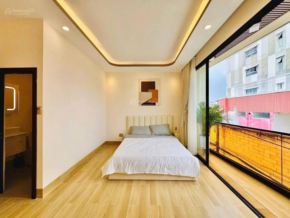 Bán Nhà Đẹp - Thang Máy - Full nội thất cao cấp - P9 Gò Vấp
