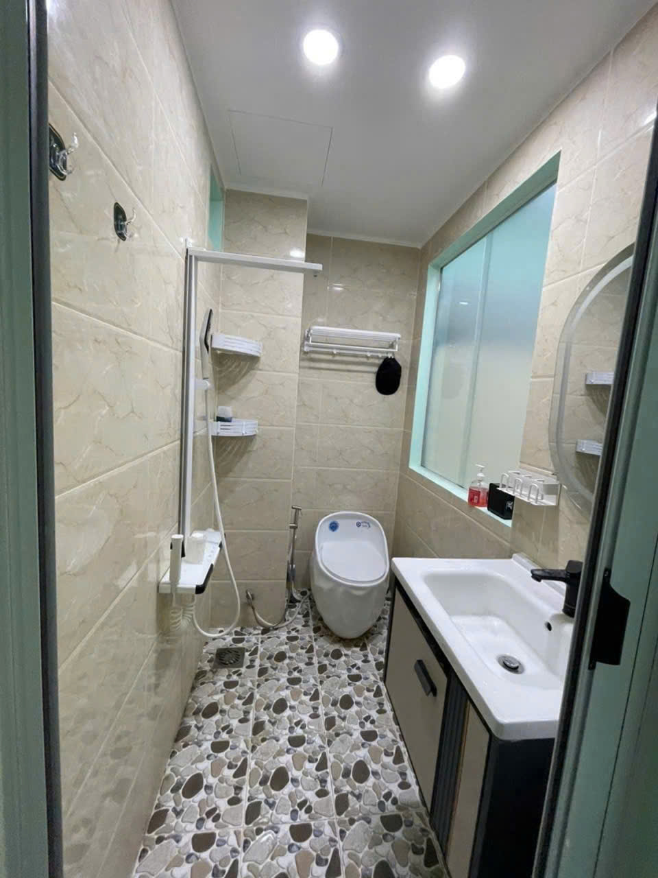 GÒ VẤP – PHAN VĂN TRỊ - TRỆT 2 LẦU – HẺM XE HƠI – NHỈNH 6 TỶ - DT (3,7x8) 