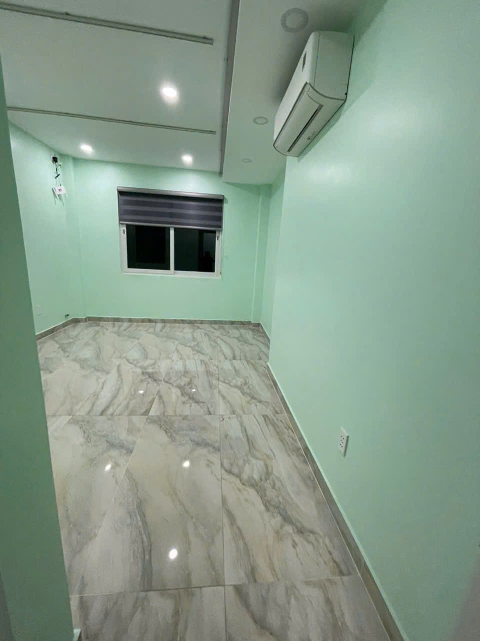 GÒ VẤP – PHAN VĂN TRỊ - TRỆT 2 LẦU – HẺM XE HƠI – NHỈNH 6 TỶ - DT (3,7x8) 