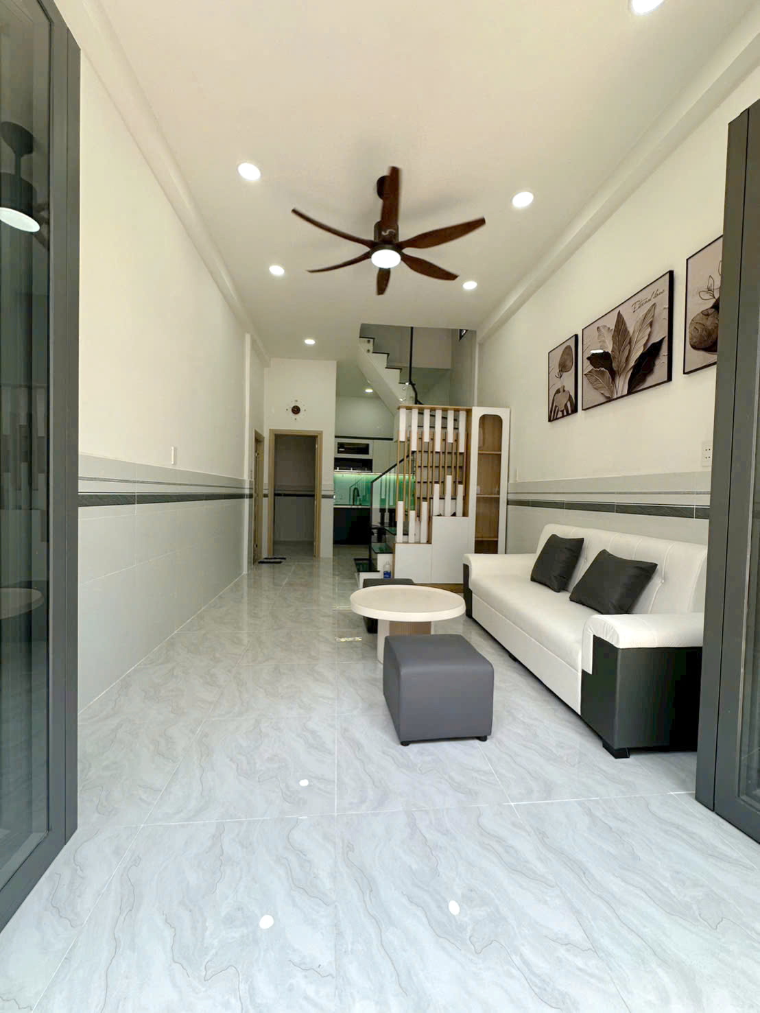 Nhà mới hẻm thông Hưng Phú thông ra Ba Đình P8Q8