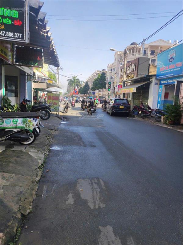 Nhà HXT Thông Thoáng tại P10 Phan Văn Trị, P10. DT 4,2x18 (CN 68m2) Vị Trí Gần Cityland Giá 9,9 tỷ