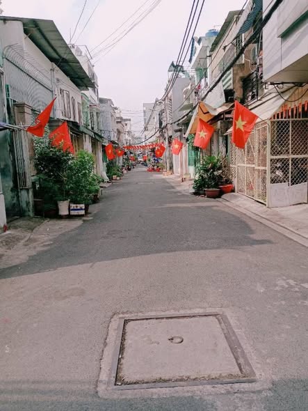 CĂN GÓC GIÁ TRỊ - THÔNG THOÁNG - KẾT CẤU SĂN- NHÀ TÁCH THỬA TỪ CĂN LỚN - CHỦ BÁN GIÁ ĐẤT VÀ PHẦN