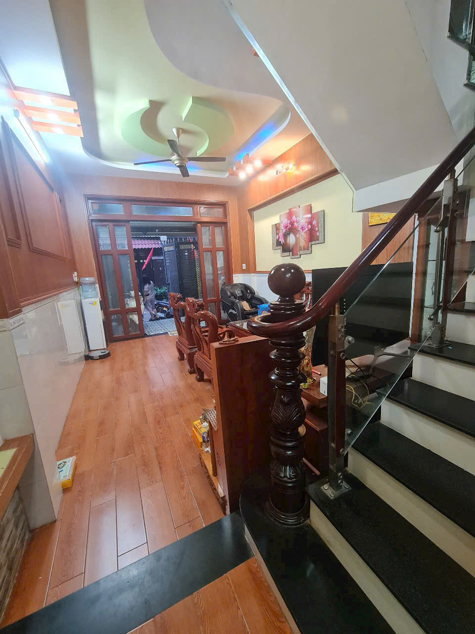 Bình Tân: Nhà 4 tầng, 64m2, 5PN, ngõ 6, sổ đỏ, giá 6.5 tỷ - Không gian sống lý tưởng, giá trị đầu