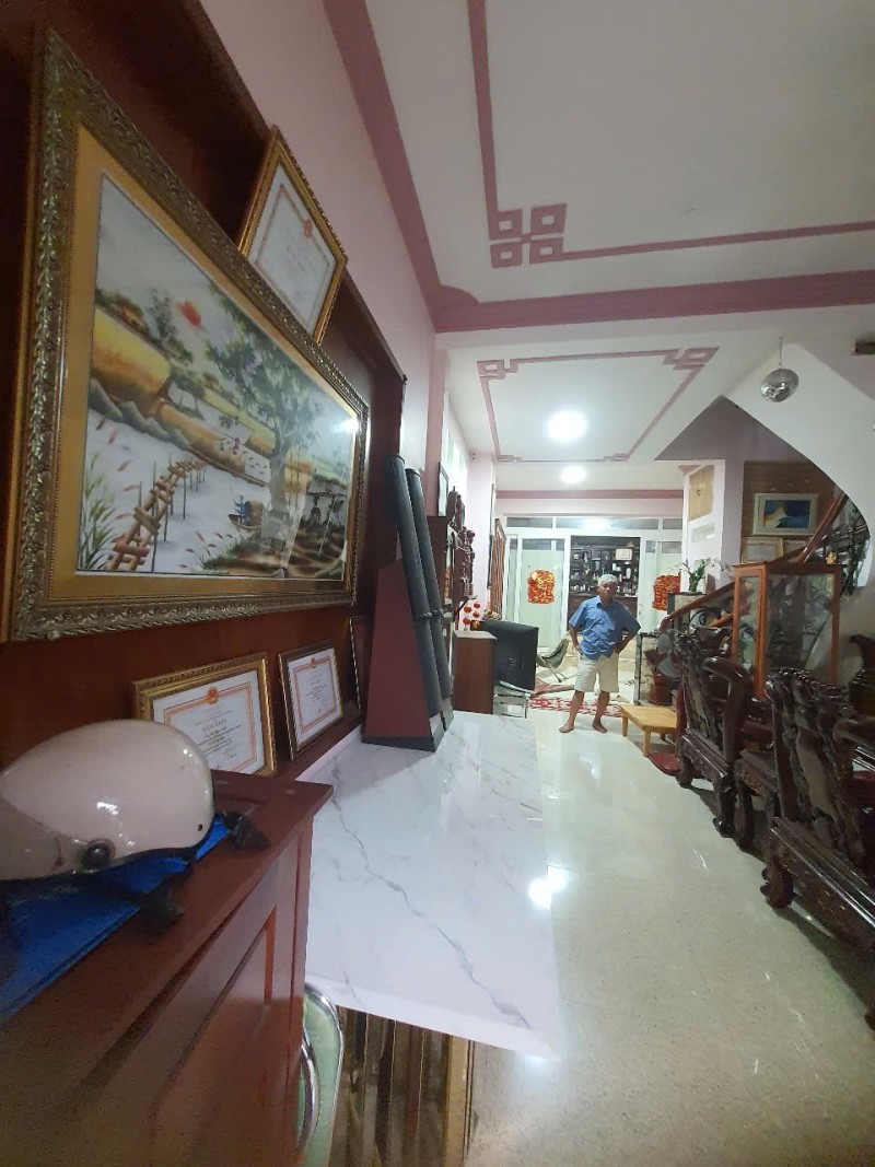Bán Biệt Thự đường số 13, Phường An Khánh,  Q2, Thủ Đức, TP HCM. DT  210m2, 3 tầng,  4PN, Sổ Hồng,