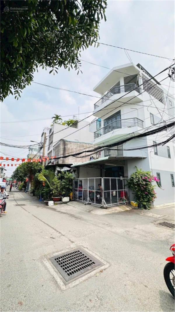 Nhà 3MT HXH 6M Phạm Văn Chiêu, P9, DT 4,5x 17= 65m2. Nhà còn mới full nội thất ở ngay giá 9,2 tỷ TL