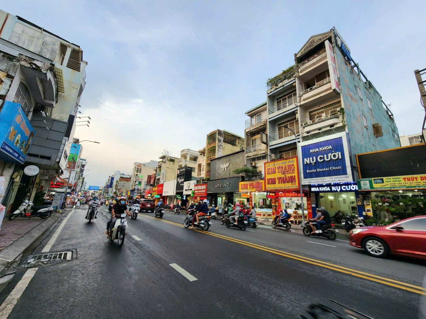 SIÊU PHẨM MẶT TIỀN 