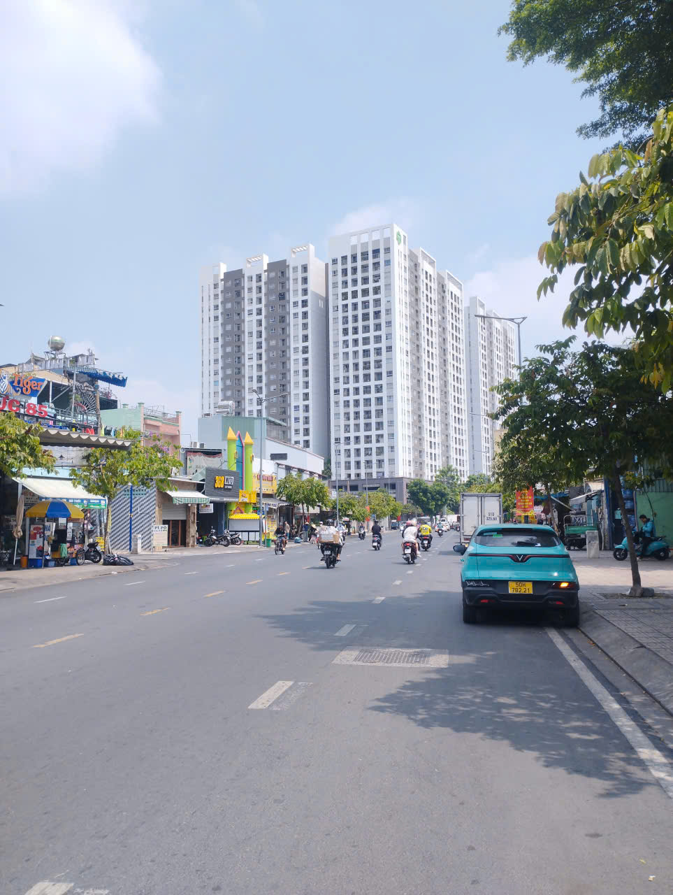 Ngộp Tô Hiệu - 4x13m  - HXH 6m thông Gần Đầm Sen Q11