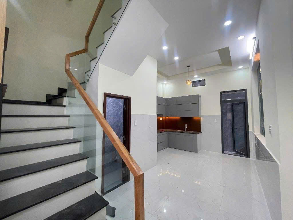 Nhà Mới Ở Ngay-An Cư Lâu Dài-4 Tầng-HXH-Khu An Ninh-Gần Chợ-6,5 Tỷ TL