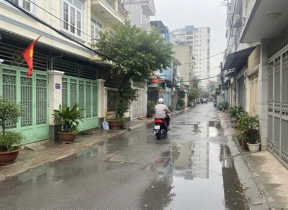 Q7 – NGUYỄN THỊ THẬP – XE HƠI VÀO NHÀ – DÒNG TIỀN ỔN ĐỊNH  40 tr/ tháng