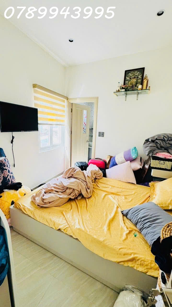 Nhà bán Lê Văn Sỹ, Phú Nhuận, ngang gần 8m, Nhà mới, 4PN, Giá chỉ 9 tỷ59