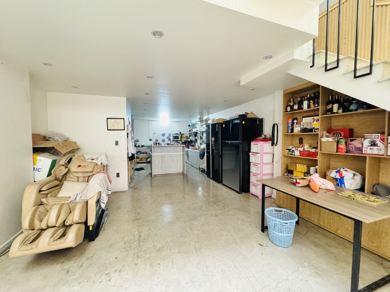Bán gấp nhà Nguyễn Văn Công ngang 5,3x20, 100m2 nhỉnh 9 tỷ