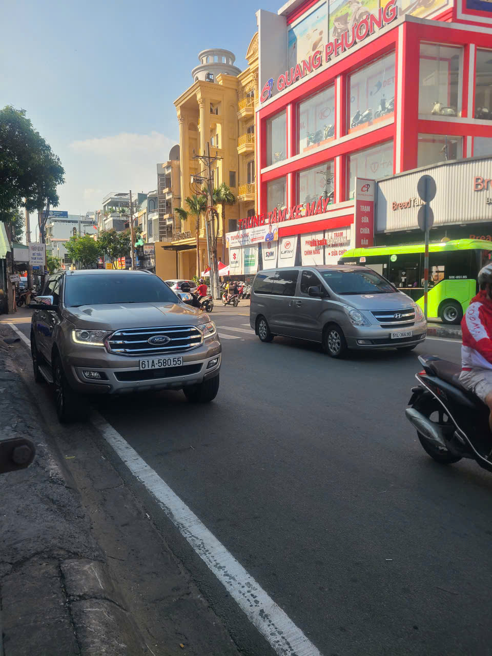 Hẻm Xe Tải  297 Lý Thường Kiệt. DT: (8,5x26)m  Kết Cấu 5 Tầng giá: 85 tỷ(TL)